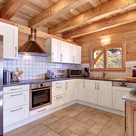 Chalet Les Ptits Loups * Montriond