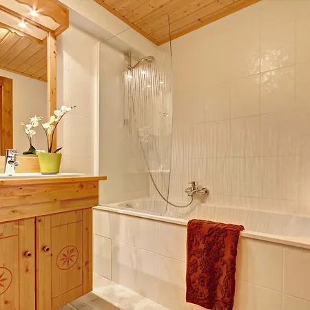 Chalet Les Ptits Loups * Montriond